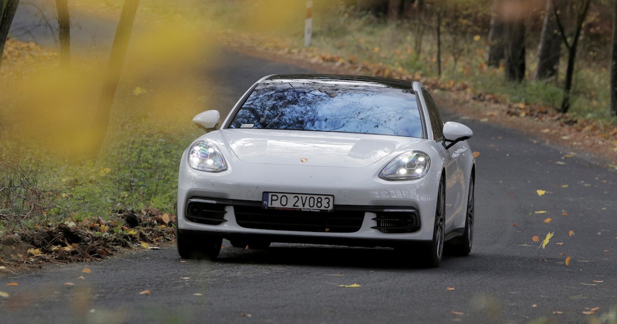 Porsche Panamera 4S