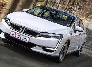 Honda Clarity Fuel Cell - czyli, mobilna elektrownia