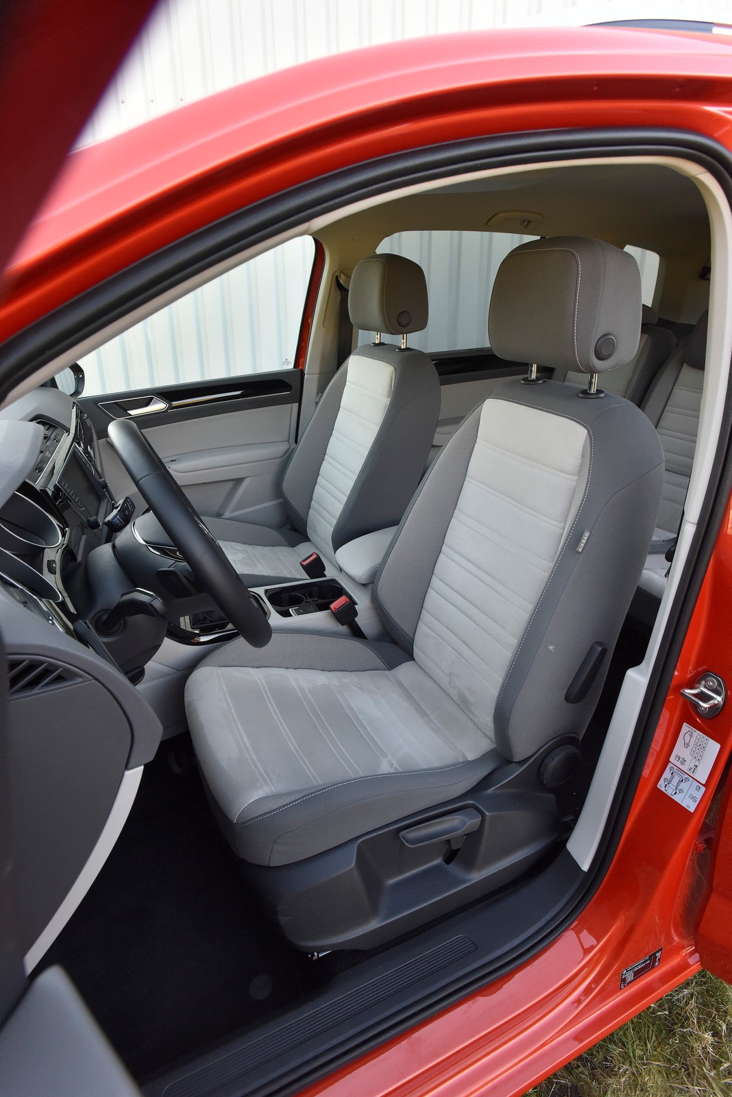 Porównanie: Ford Grand C-Max, Opel Zafira, Renault Grand Scenic, Volkswagen Touran