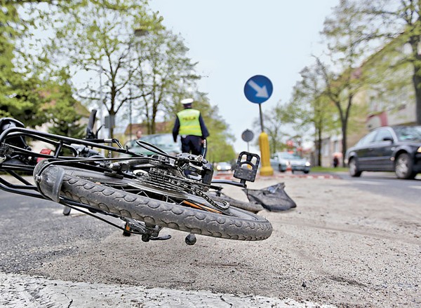 Rowerzyści są wszędzie. I bywają niebezpieczni!