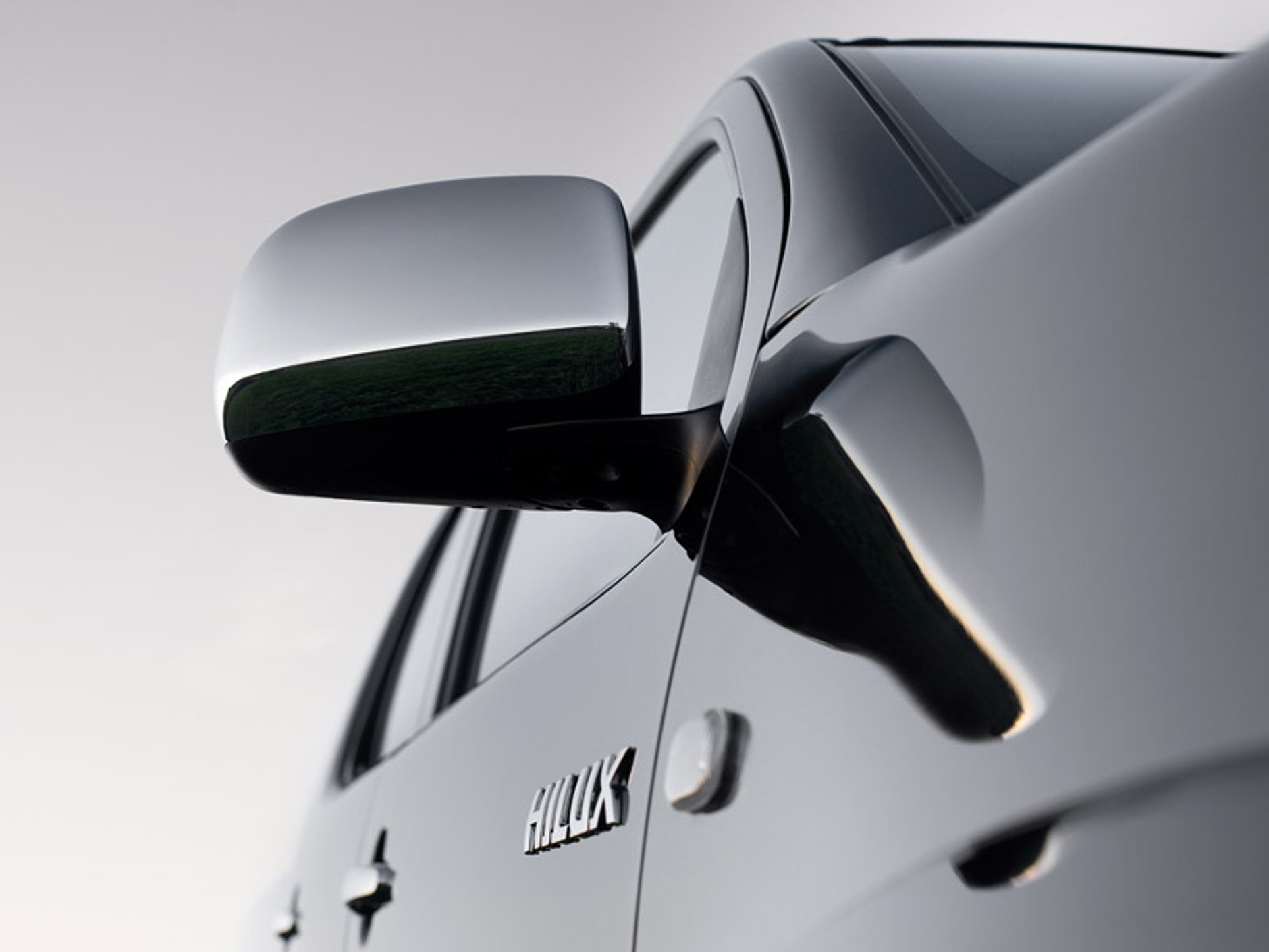 Toyota Hilux: restyling pickupa na nowy rok modelowy