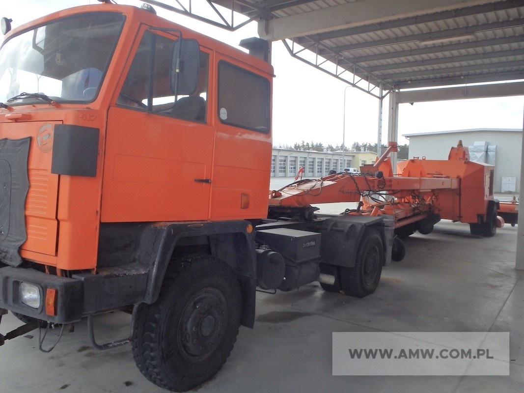 Oczyszczarka lotniskowa OLH-4500A