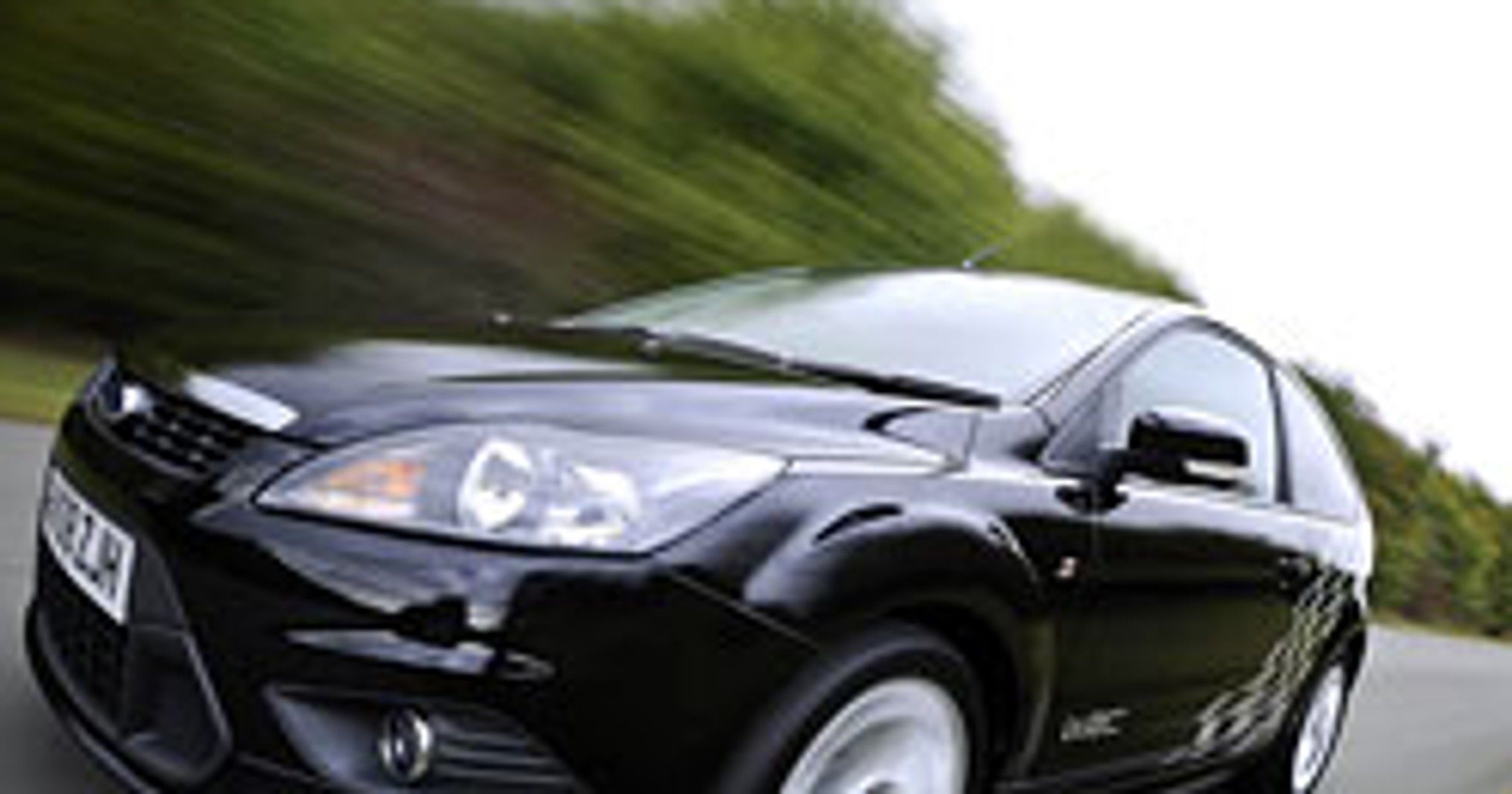 Ford Focus Zetec S: standardowe osiągi w sportowym dresie