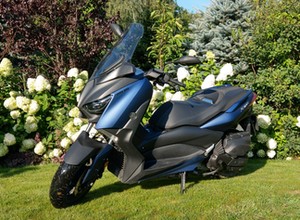 Yamaha Xmax 400 – miejski drapieżnik