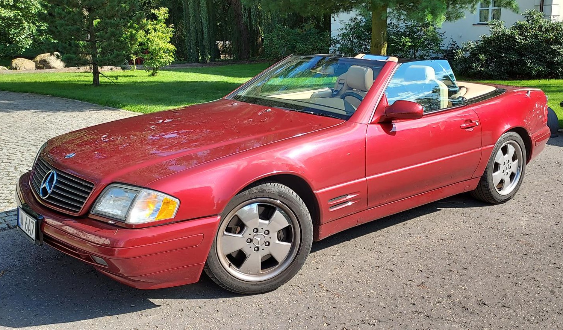 Mercedes R 129