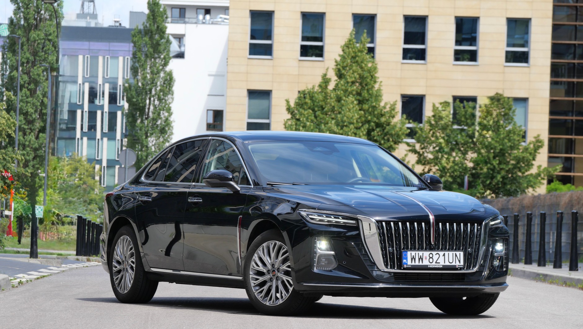 Hongqi H5 Deluxe