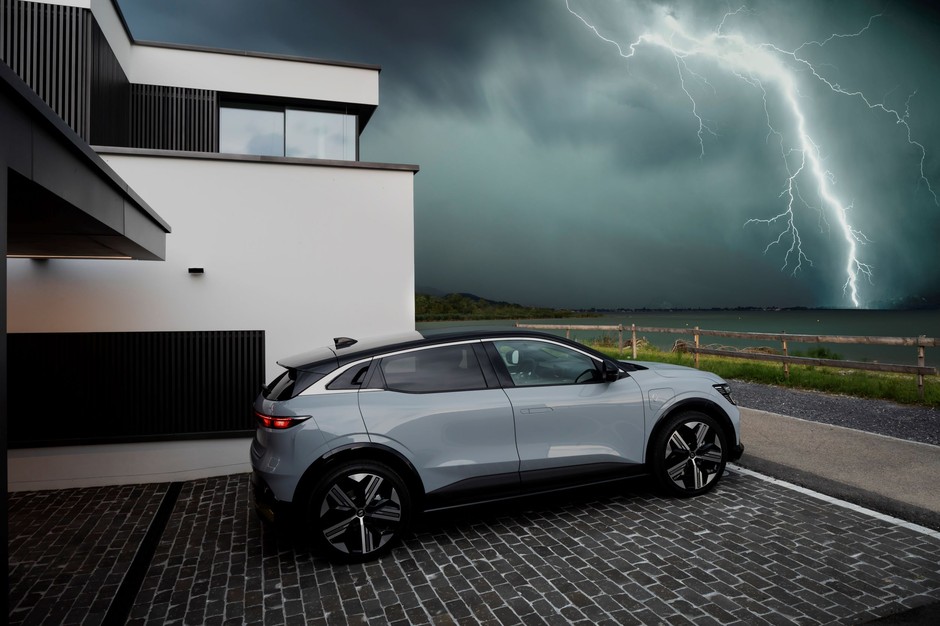 Renault Megane E-Tech Elektryczny (2022)