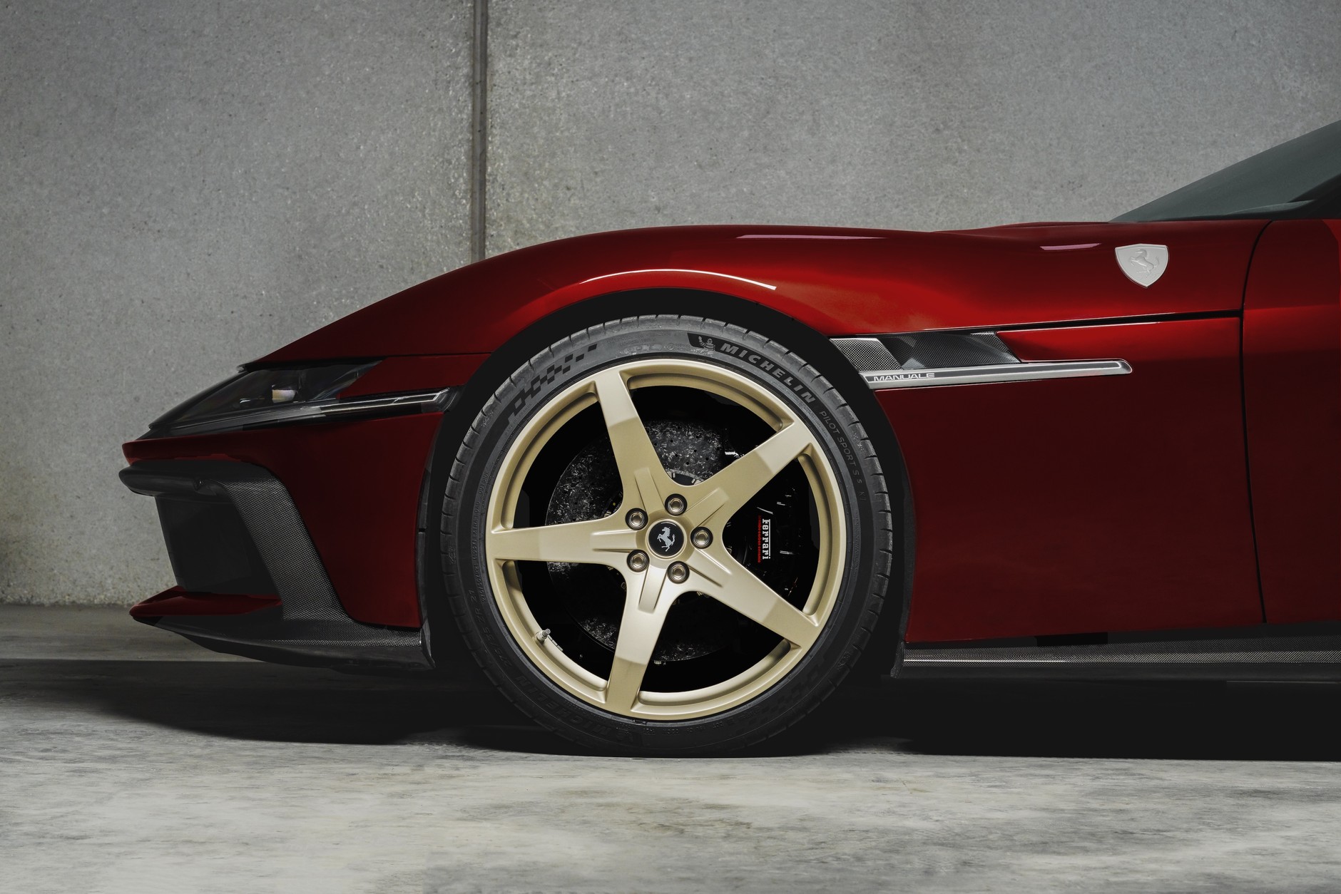Ferrari 12 Cilindri Manuale