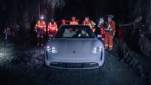 Porsche Taycan z dziwnym rekordem Guinnessa. Z kopalni niklu na Pikes Peak