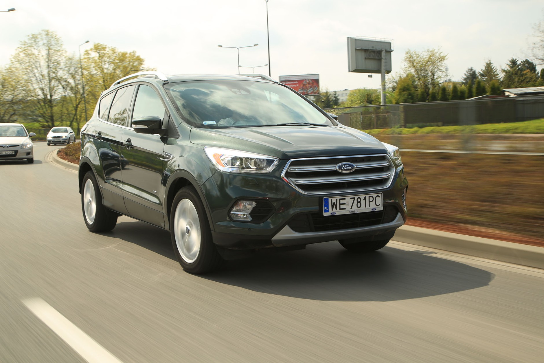 Ford Kuga 2.0 TDCi 4x4 - wciąż błyszczy zawieszeniem