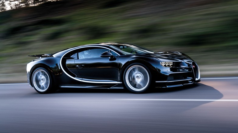 Bugatti Chiron 1 generacja 2020 rok