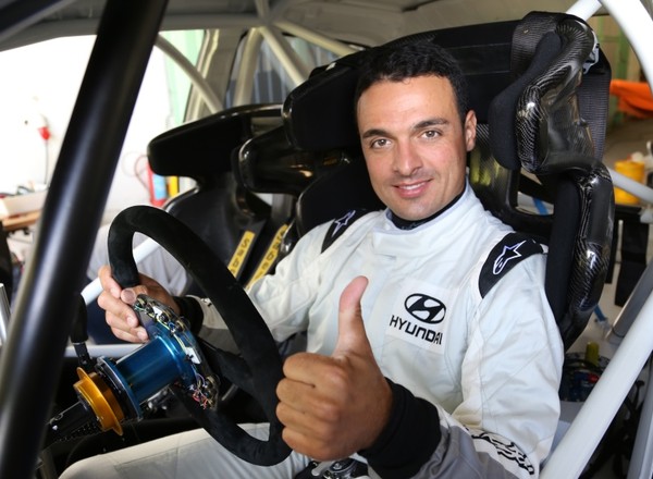 Bryan Bouffier testuje Hyundaia i20 WRC