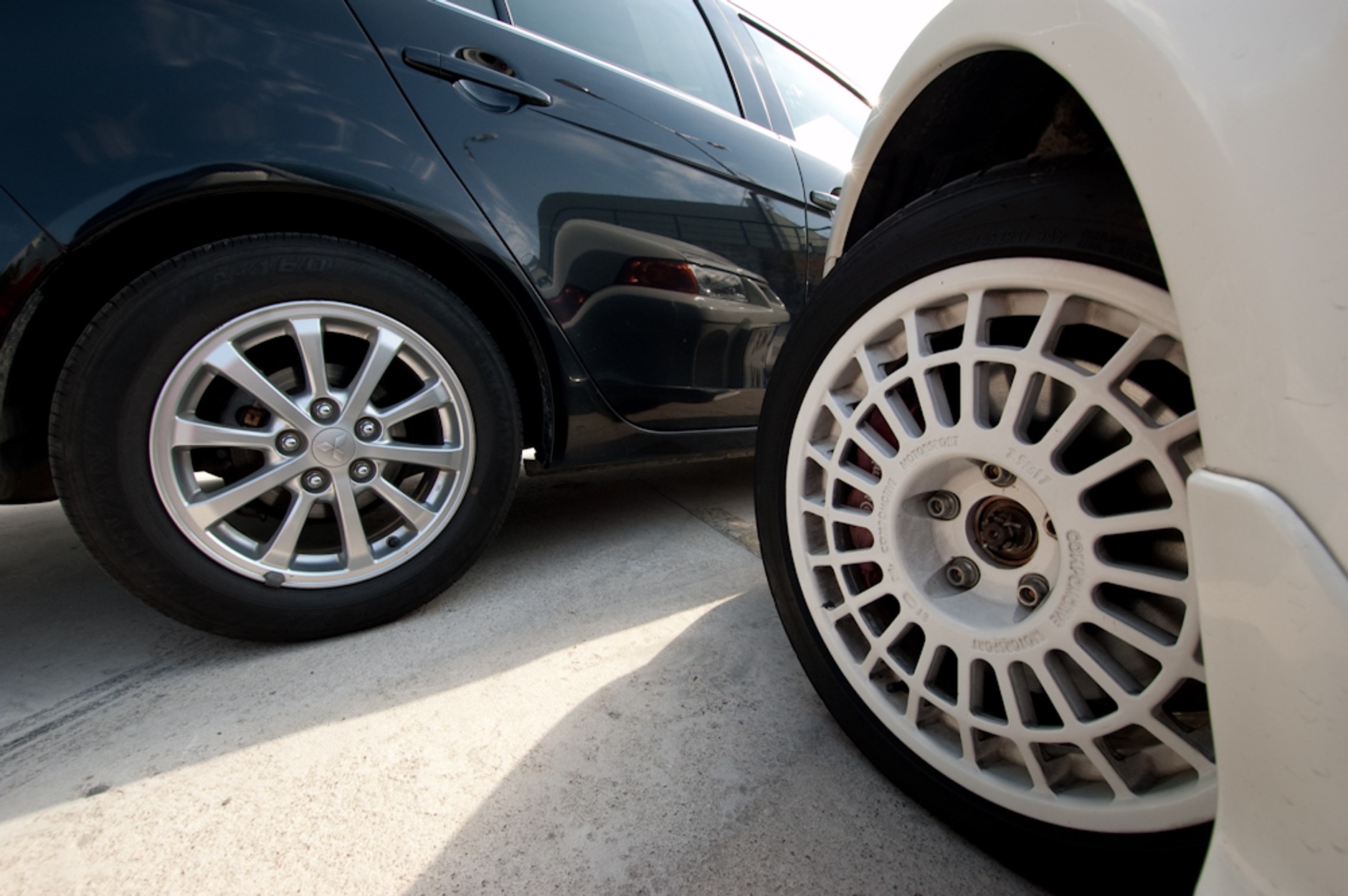 Mitsubishi Lancer Sportback vs Lancer EVO VI