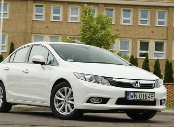 Honda Civic Sedan - Mała limuzyna