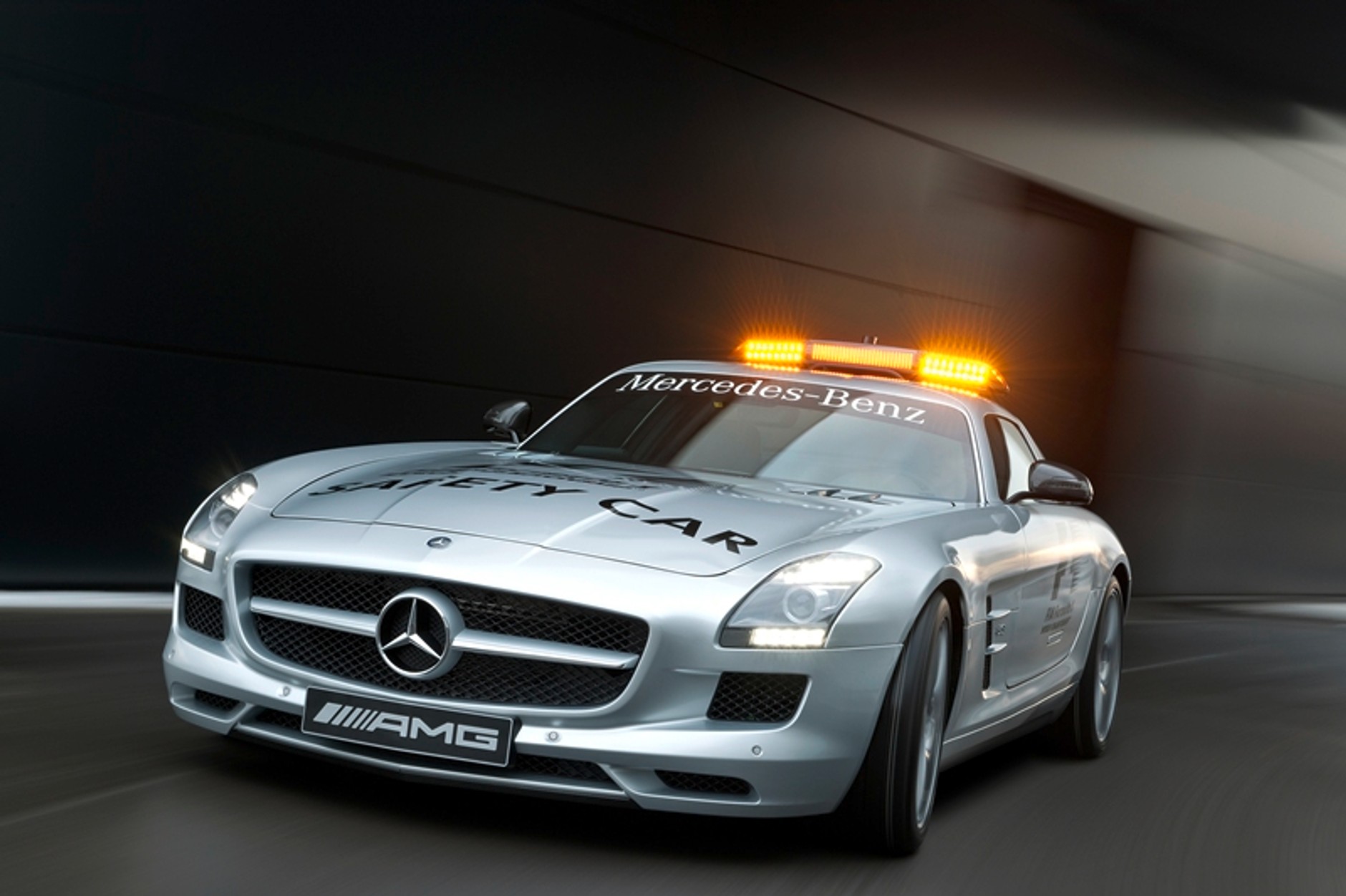 Mercedes SLS AMG to najszybszy safety car świata, ale znalazłem jeszcze kilka ciekawszych
