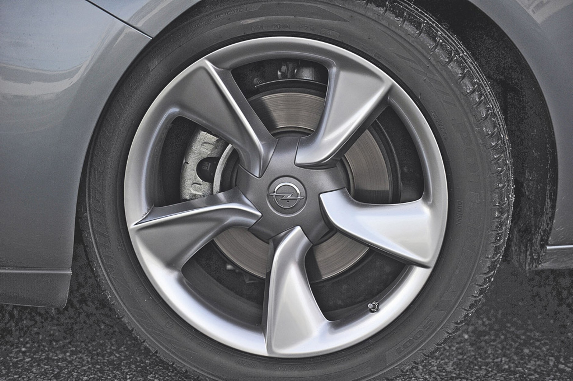 Opel Astra GTC: kompakt w sportowym stylu