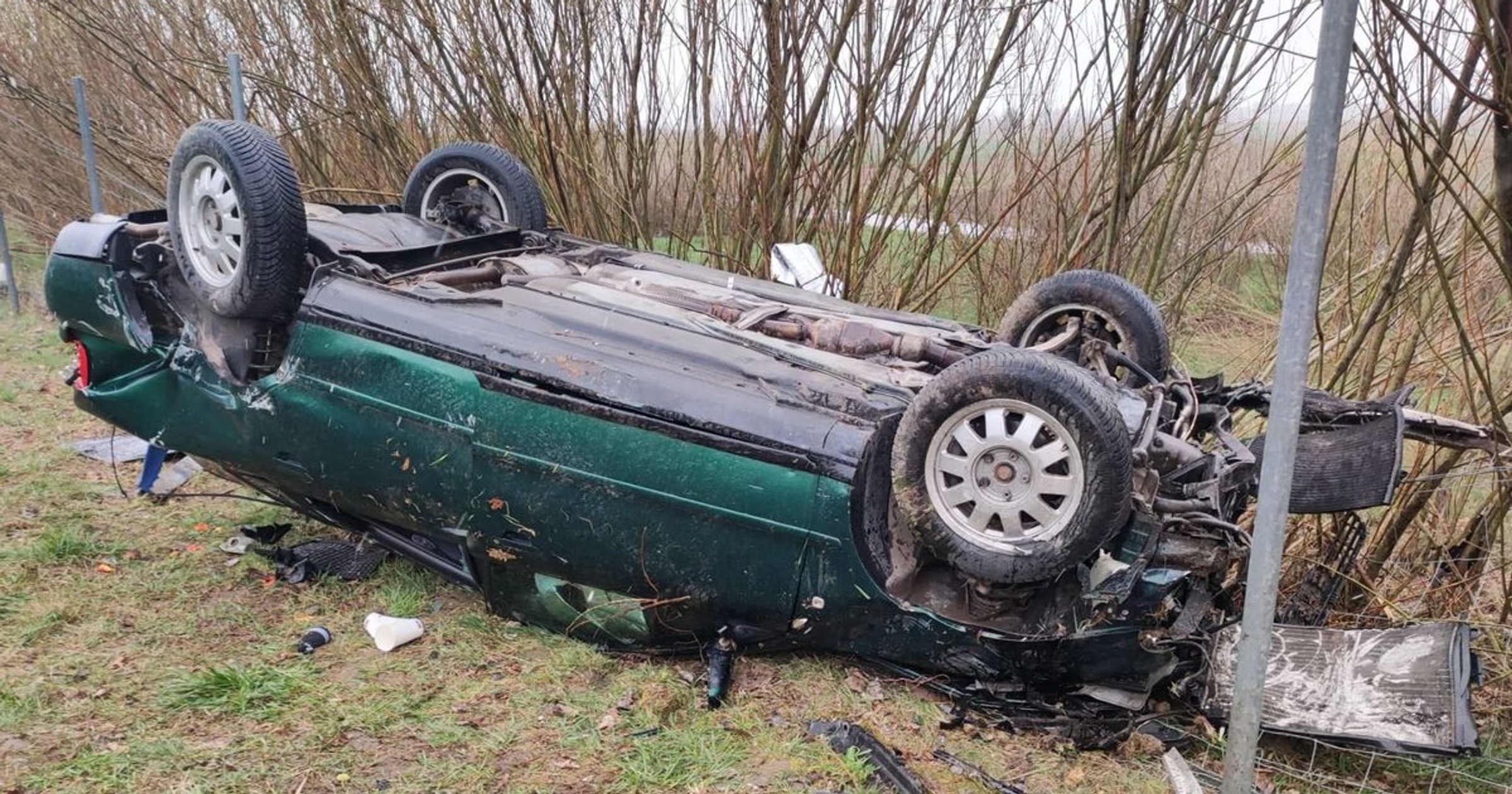 Chciał się napić. Spowodował wypadek