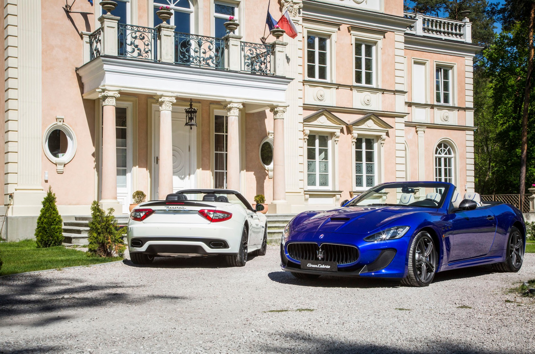 Maserati GranCabrio Sport V8 - chcesz mieć wyjątkowe auto? Musisz się spieszyć, lato tuż…tuż