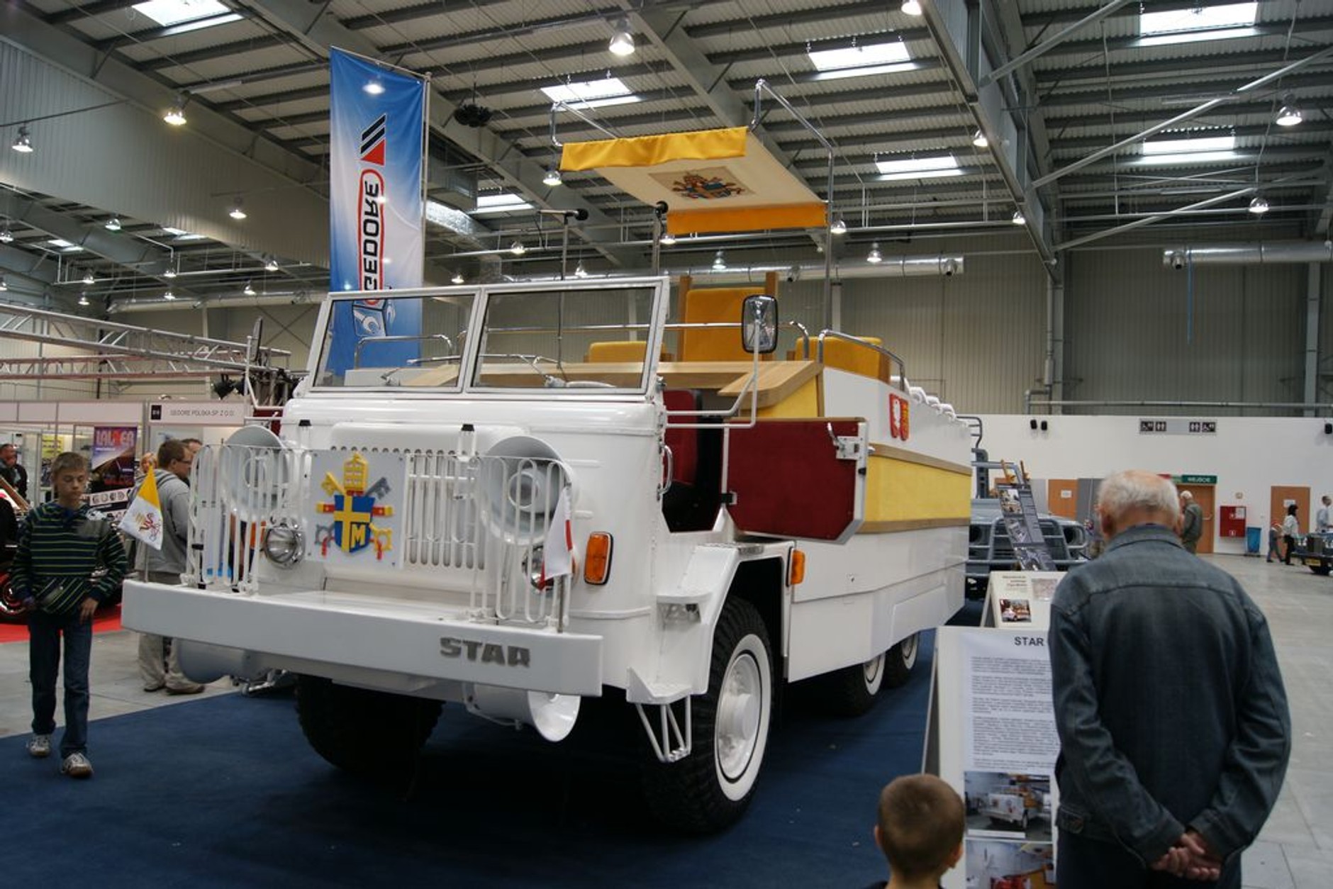 Moto Nostalgia 2011 – uczta dla koneserów motoryzacji (galeria)