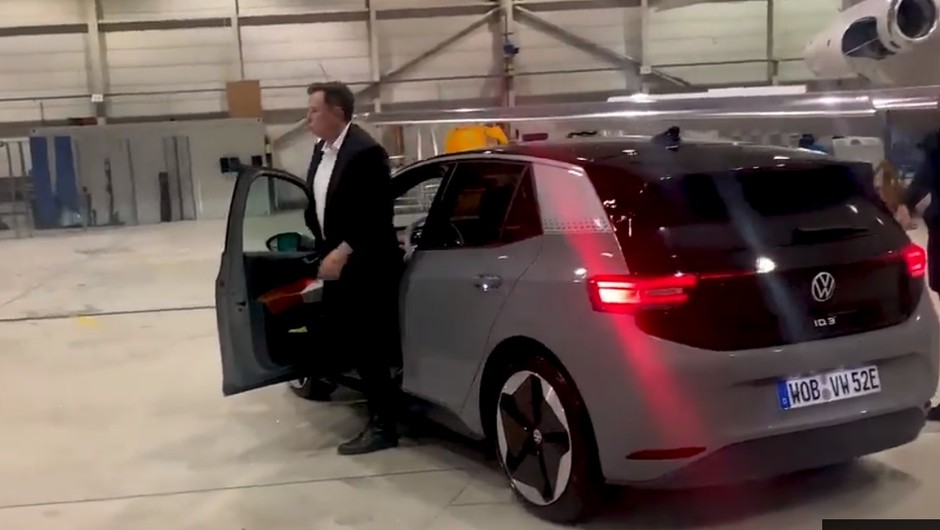 Elon Musk na spotkaniu z szefem Volkswagena