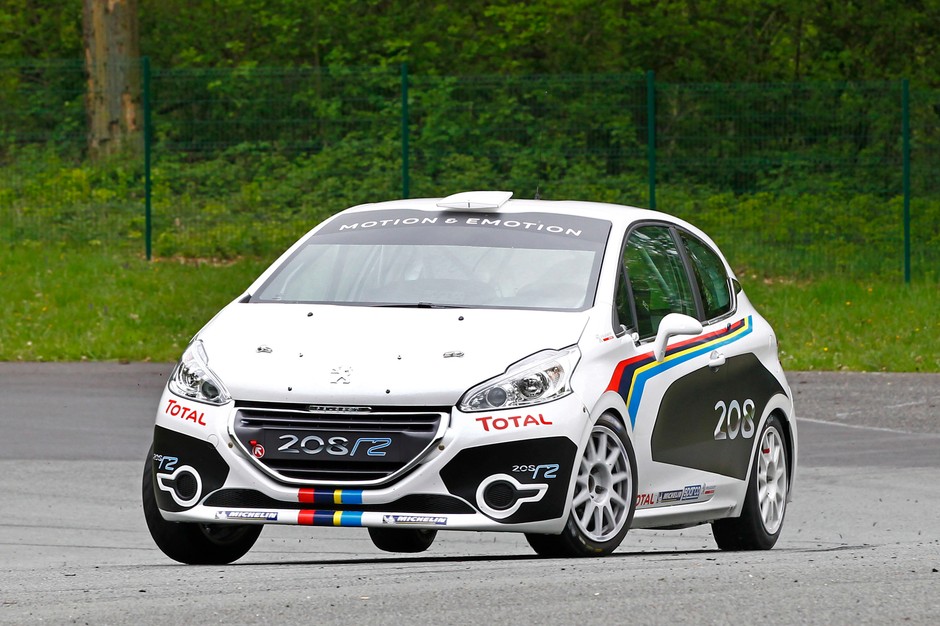 Peugeot 208 R2 na Ulster Rally