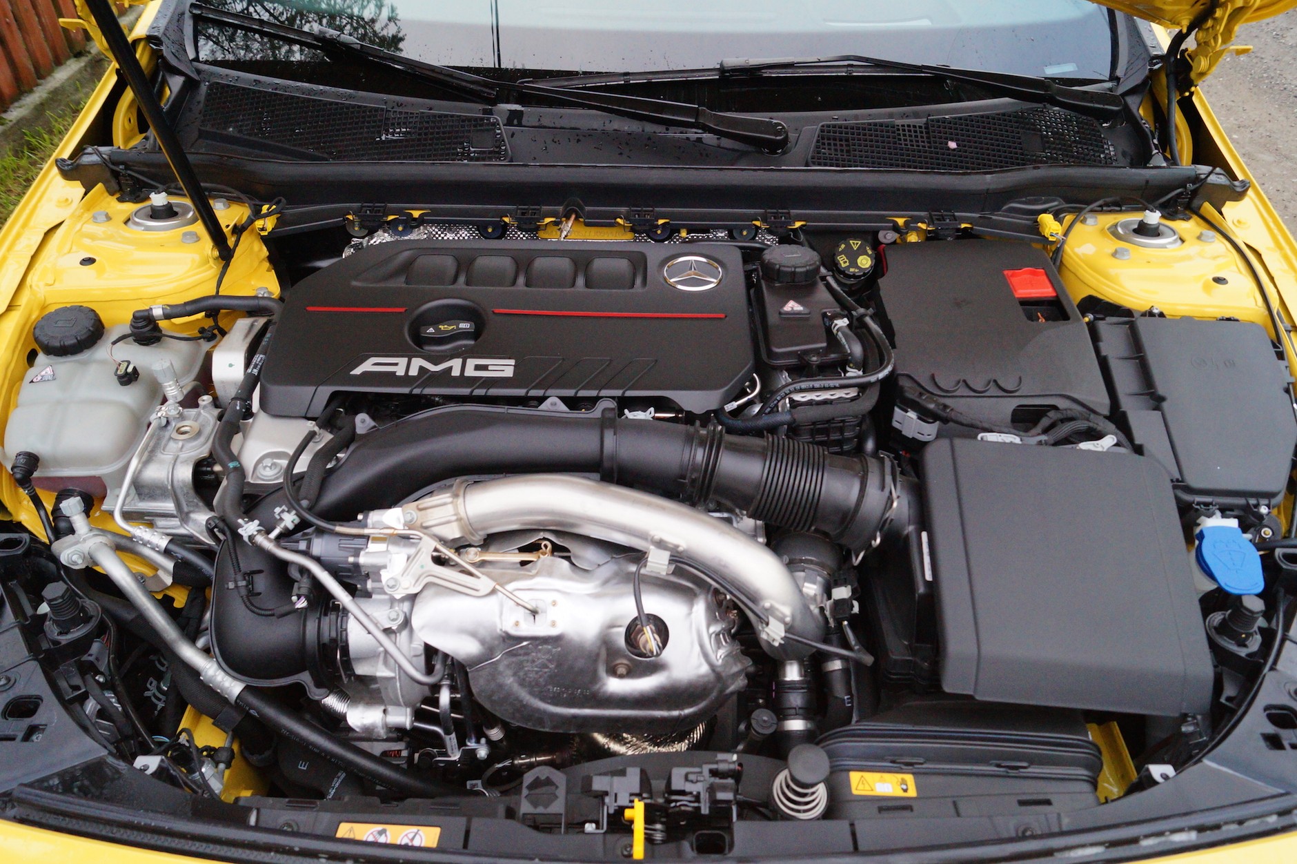 Mercedes-AMG A35 – bardzo szybka zabawka