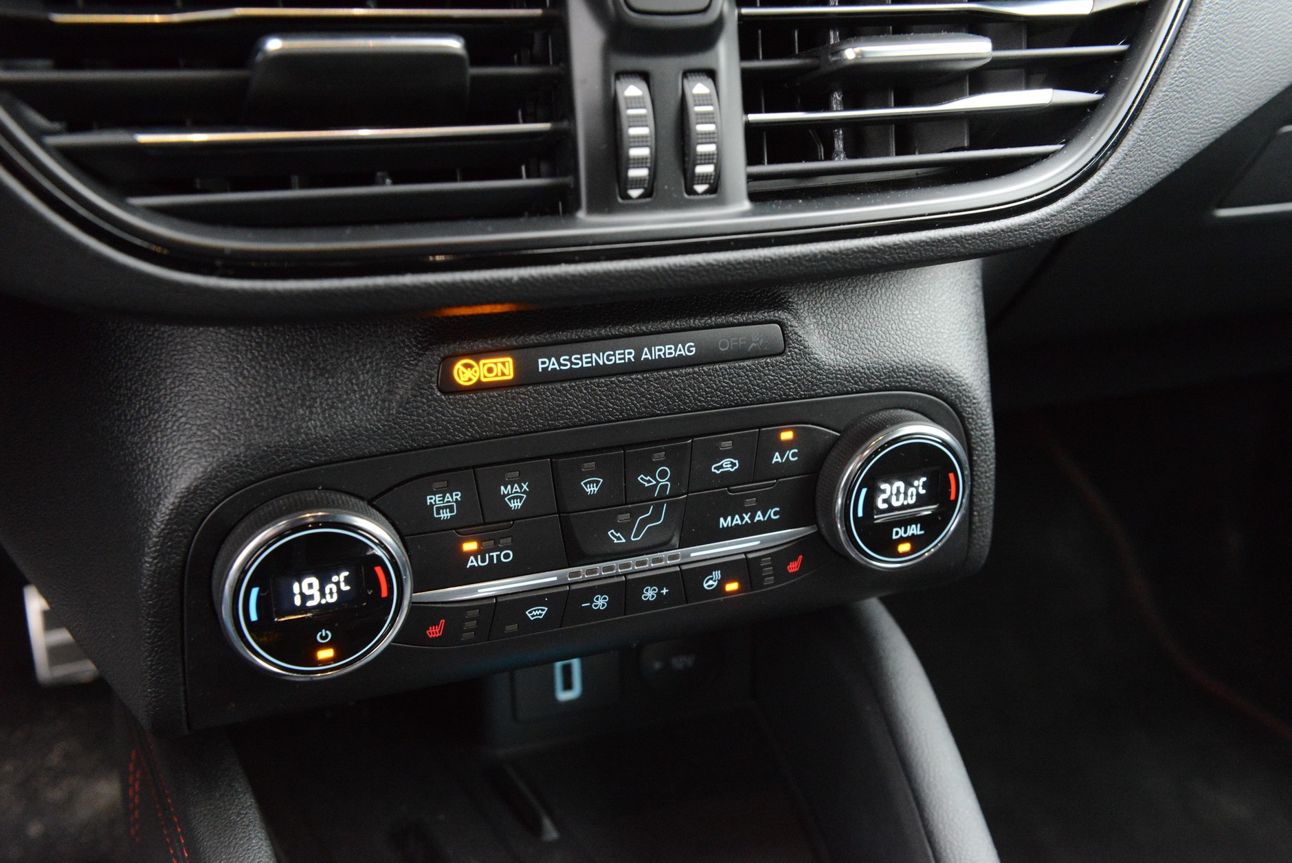 Ford Focus Kombi 1.0 mHEV 155 KM