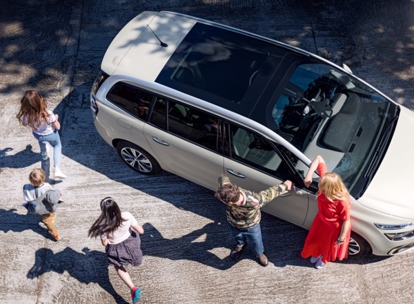 Czy samochód rodzinny musi być nudny?