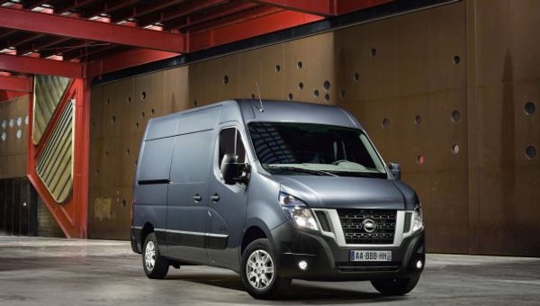 Nissan NV400