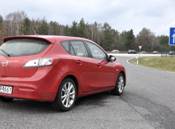 Mazdą po najstarszej autostradzie świata