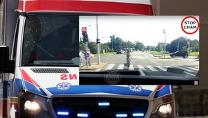 Załoga publikuje nagranie. Ambulans na sygnale musiał się zatrzymać [Nagranie]