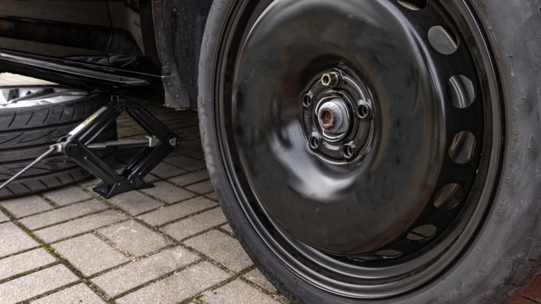 Podnośnik samochodowy