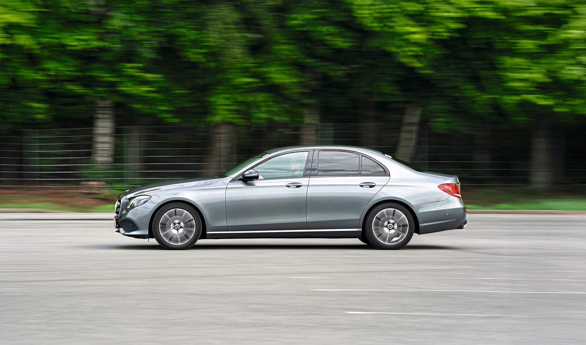 Używany Mercedes E200 (W213)
