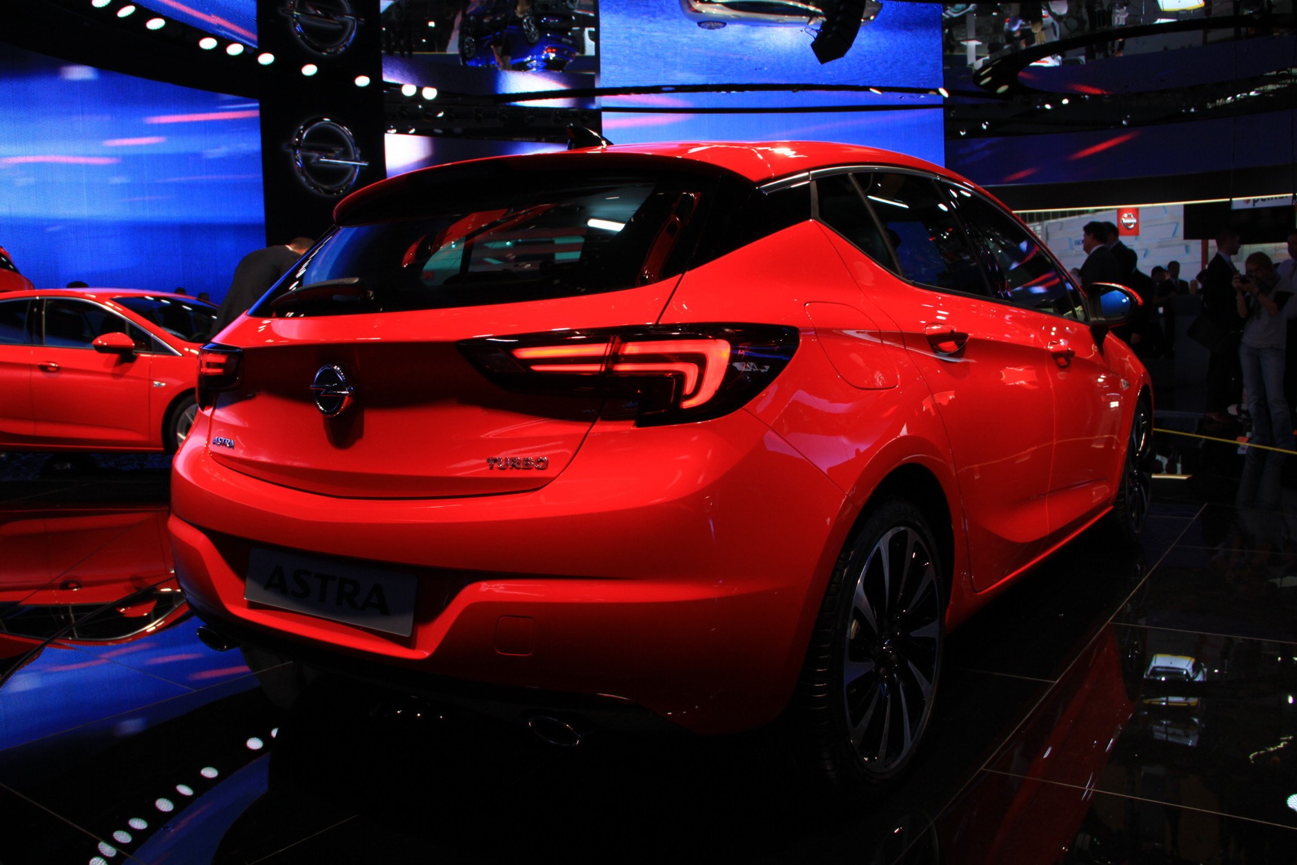 Opel Astra (Frankfurt 2015)