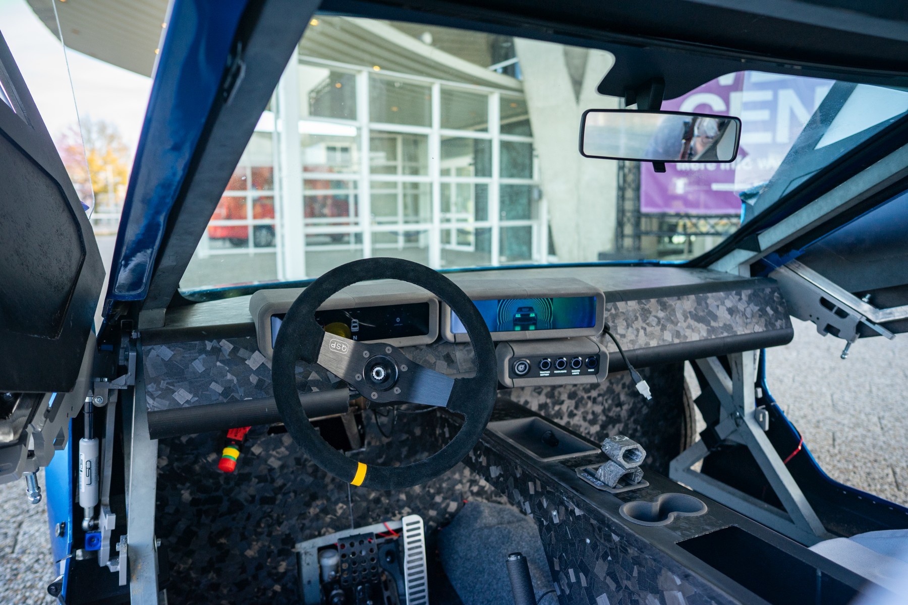 Zbudowany przez studentów z Holandii samochód koncepcyjny ARIA