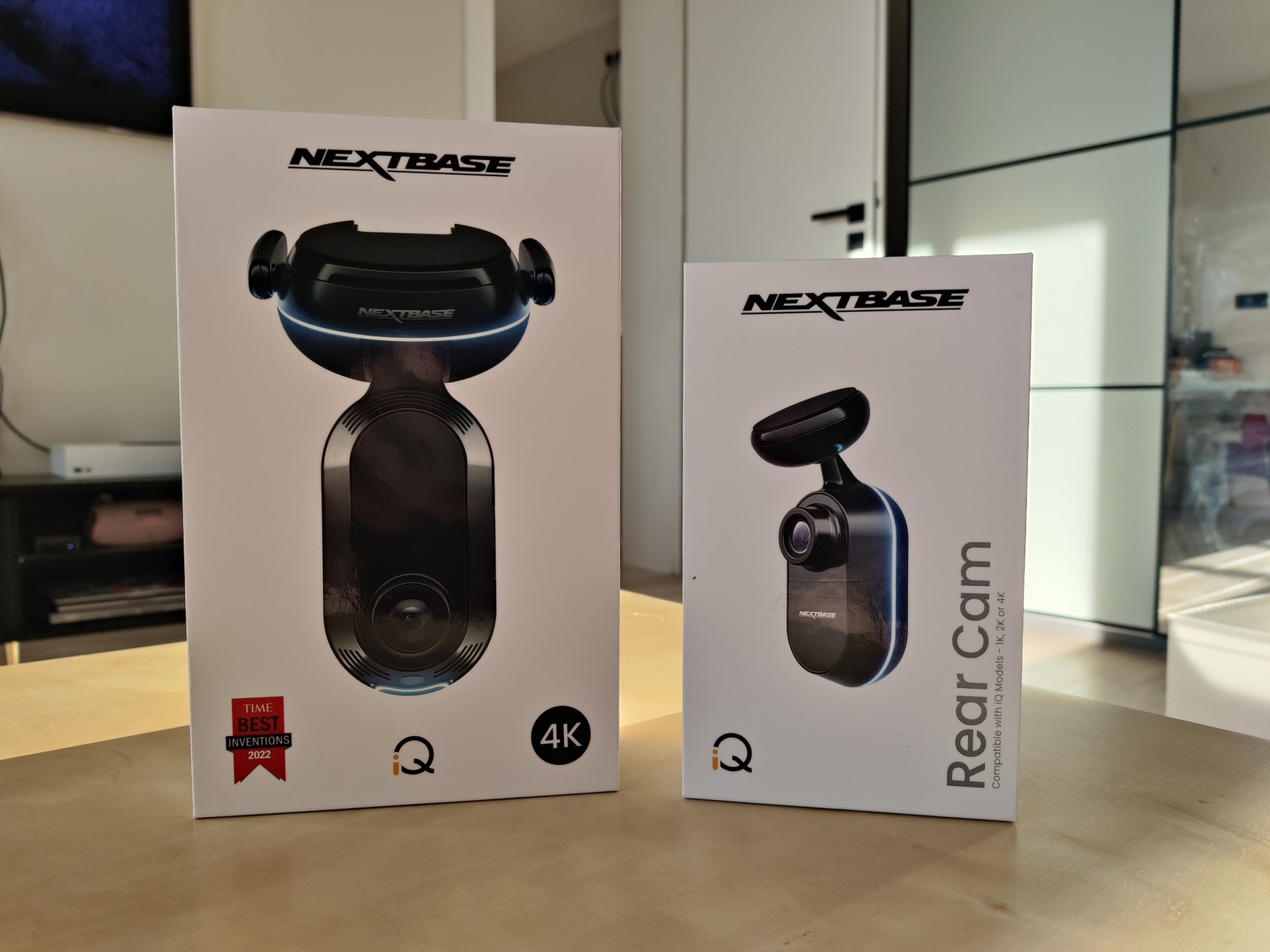 Nextbase IQ — kamera przednia i tylna