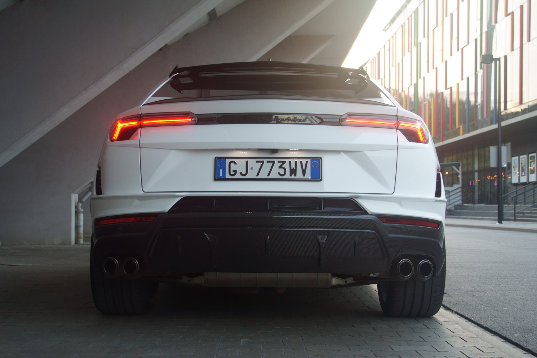 To nie jest auto dla lubiących wtapiać się w tłum