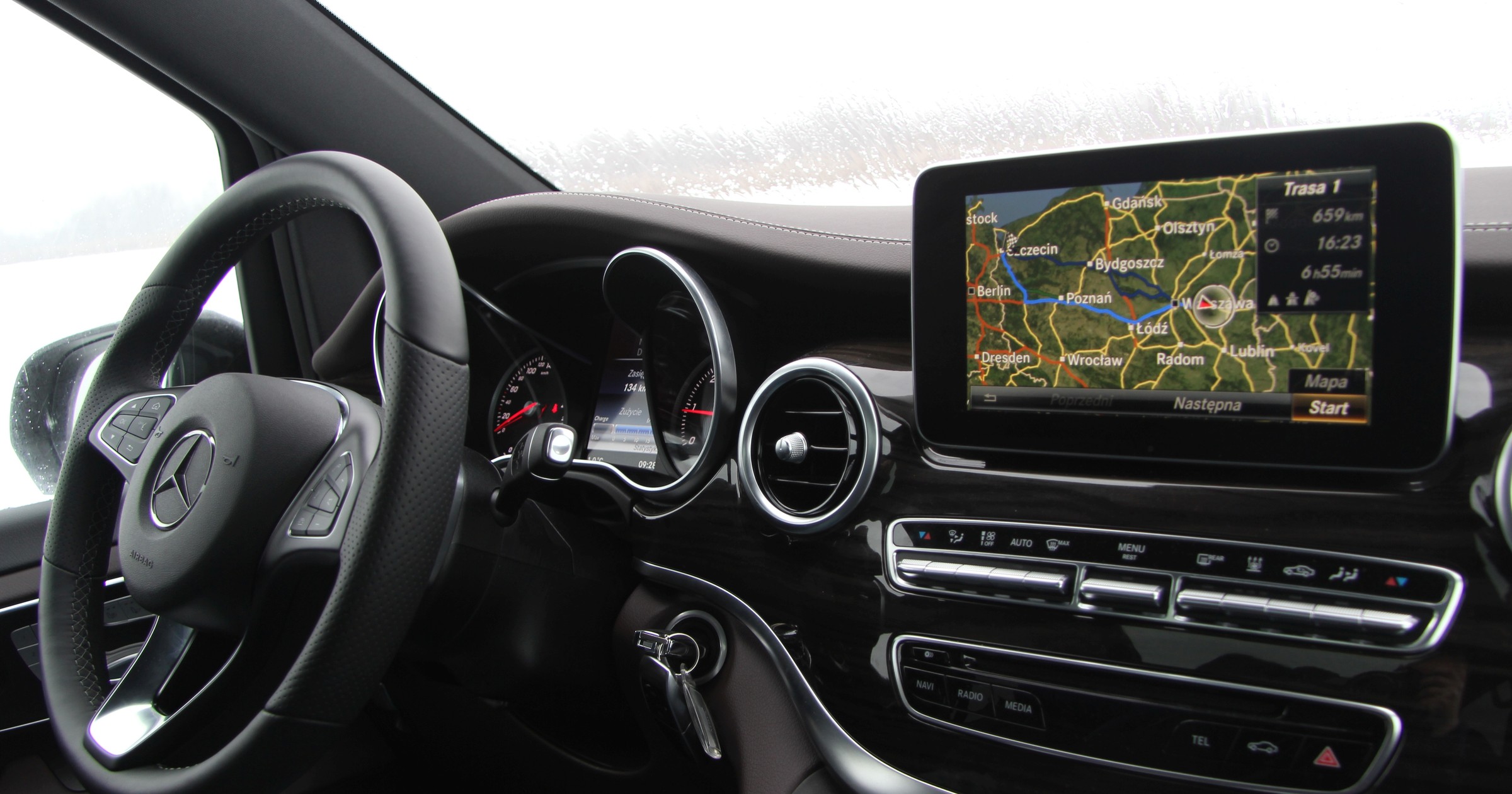 Mercedes Comand Online
