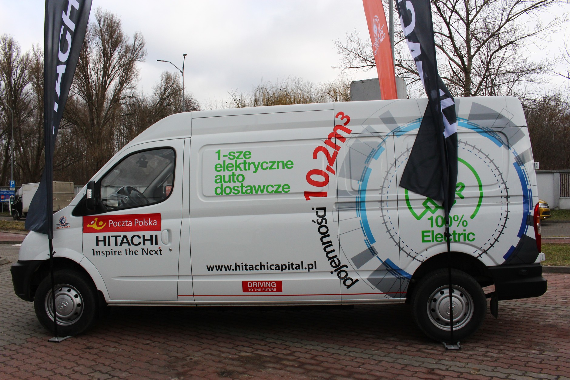 Poczta Polska testuje elektryczne dostawczaki