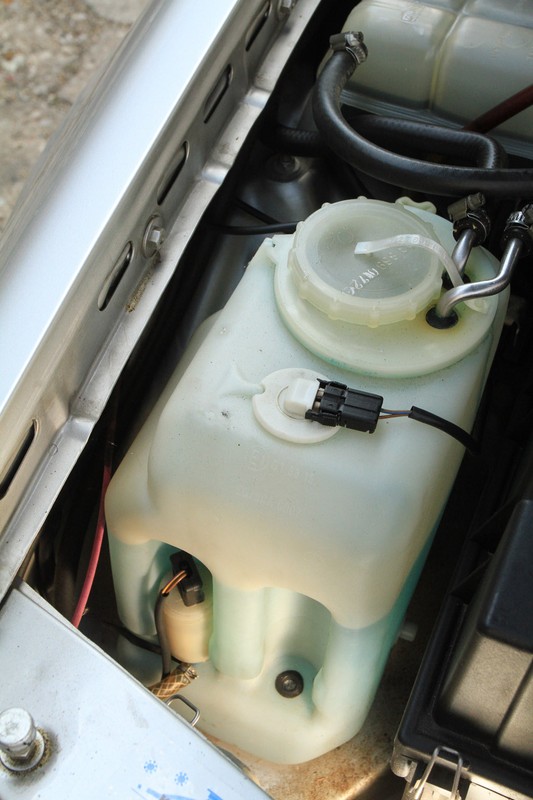 Mercedes W124 - klasyk na każdy dzień