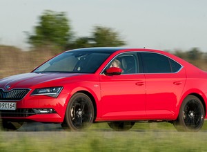 Skoda Superb 2.0 TSI 4x4 - skok na k(l)asę | TEST