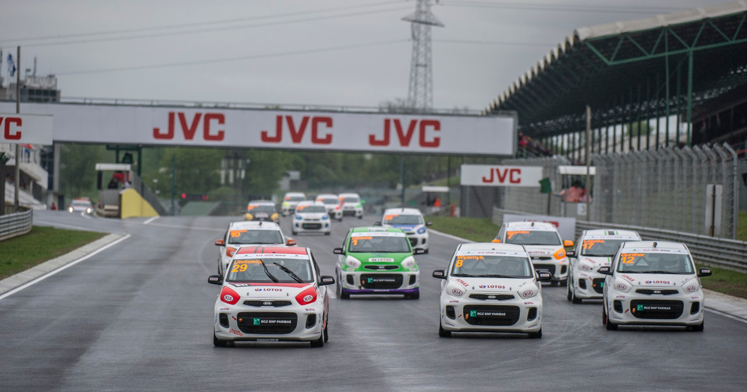 Kia Lotos Race