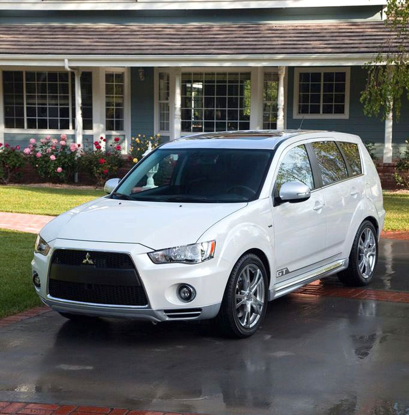 Mitsubishi Outlander GT – koncept w stylu Lancera Evo