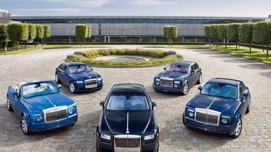 Rolls-Royce sprzedaje się jak ciepłe bułeczki