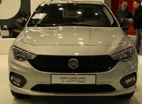 Fiat Tipo - niedrogi, hitowy sedan dla rodziny (Poznań 2016)