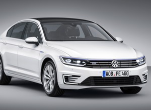 Paryż 2014: Volkswagen Passat GTE
