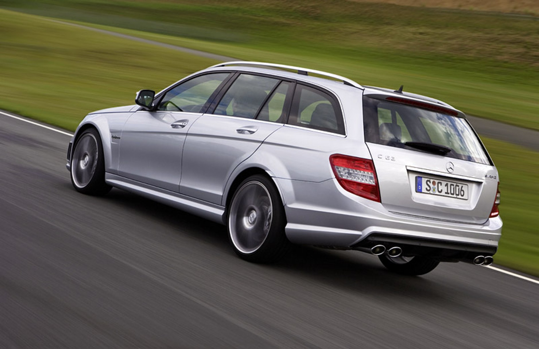 Mercedes-AMG GmbH: 24 200 sprzedanych pojazdów w 2008 roku – nowy rekord