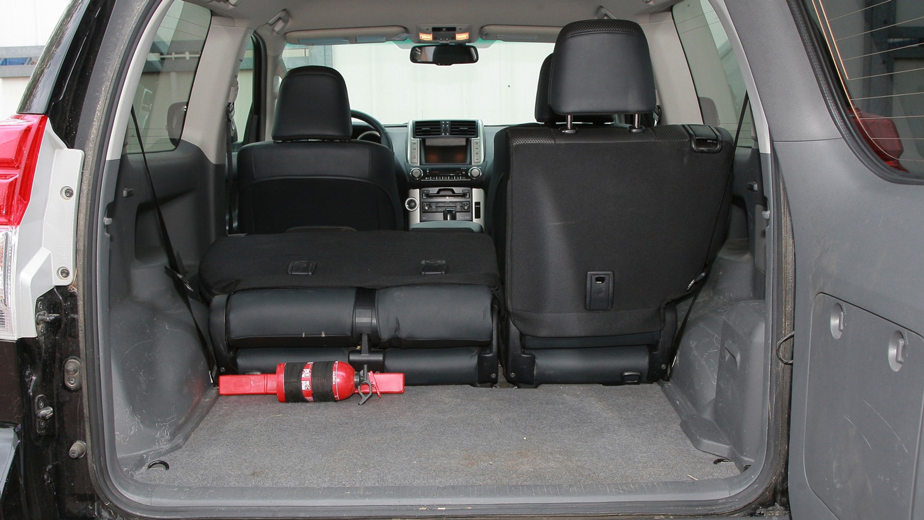 Toyota Land Cruiser 150 (od 2009 r.) – z 2011 r. za 125 000 zł