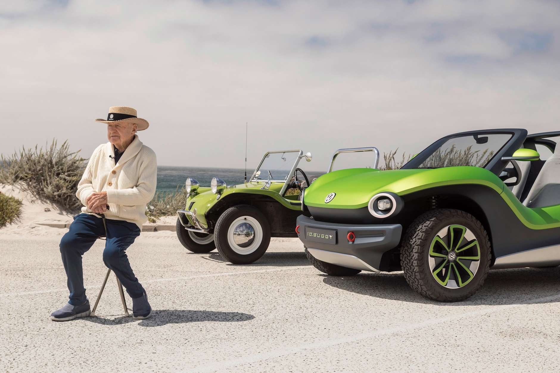 Bruce Meyers – twórca oryginalnego buggy. Przemiły człowiek wielu talentów, typowo kalifornijska dusza. Jego pomysł skopiowało wiele firm na świecie,Marka Meyers Manx nadal oferuje zestawy buggy.