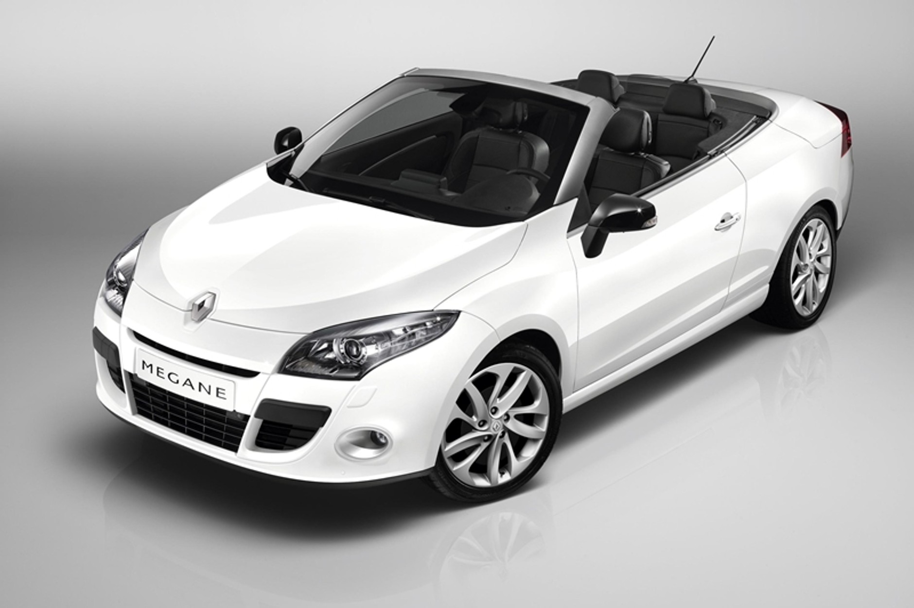 Renault Megane Coupé-Cabrio – sky is the limit